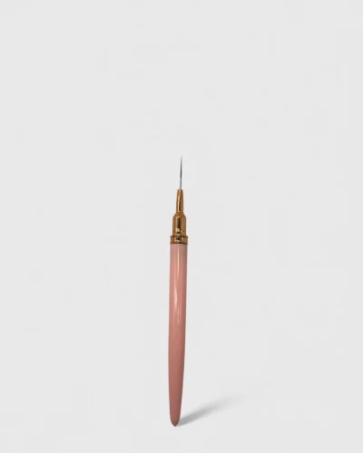 Pincel delineador nail art 11mm rosa para líneas precisas y diseño profesional de uñas.