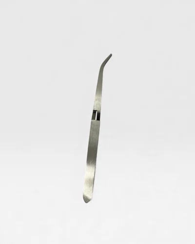 Pinza Curva "C" | Precisión Profesional para Estructura Perfecta | Comprar en Nails Design by Ani Ortiz